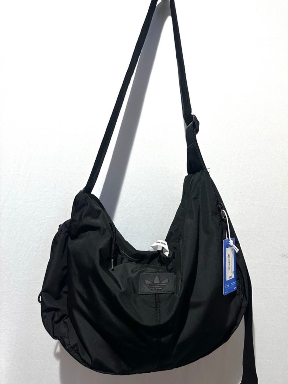 Adidas Originals Crescent Crossbody Bag / Black
